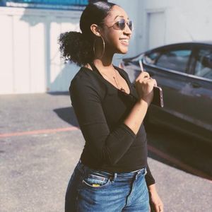 Meet your Posher, Dani